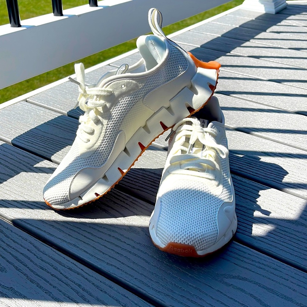 Reebok Womens Zig Dynamica Sneaker